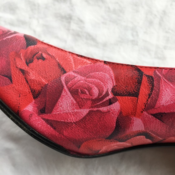 VTG Versace Rose Heels, EU39 - Picture 8 of 11